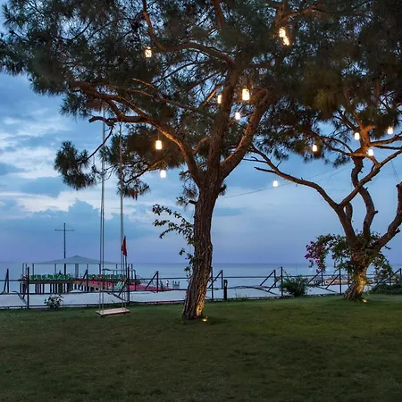 Dosinia Luxury Hotel