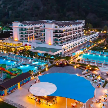 Dosinia Luxury