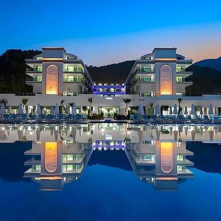 Dosinia Luxury 5* Beldibi (Kemer)