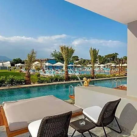 Dosinia Luxury Resort-ultra 5*