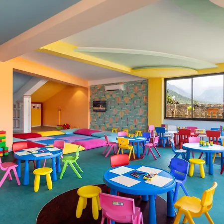 Dosinia Luxury Hotel 5*